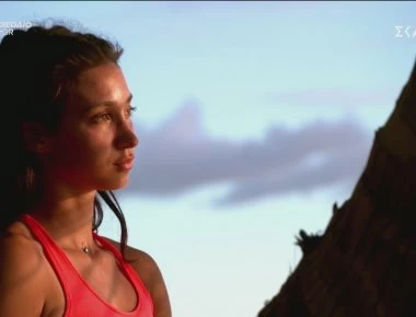 Survivor: Η Δήμητρα κέρδισε το έπαθλο επικοινωνίας - Δεν φαντάζεστε με ποιον μίλησε (βίντεο)